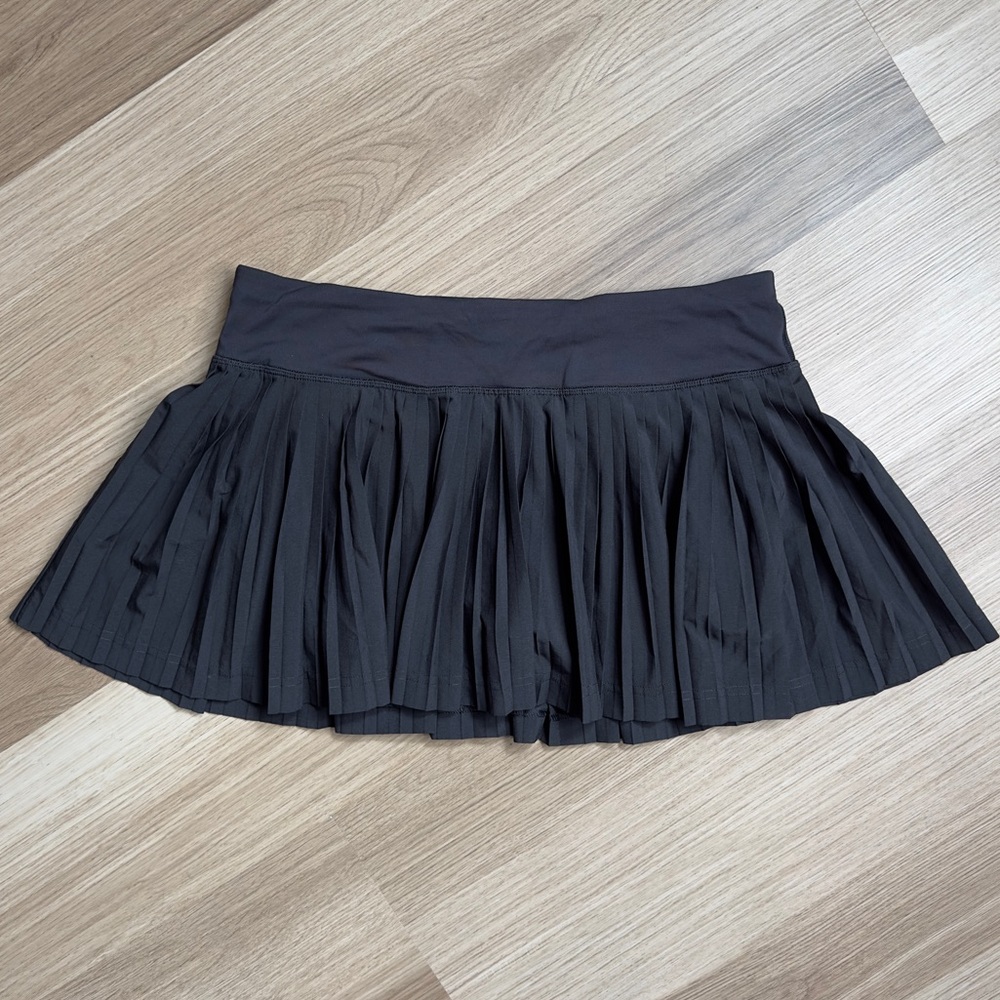 Black Lululemon pleated tennis skirt with built in shorts